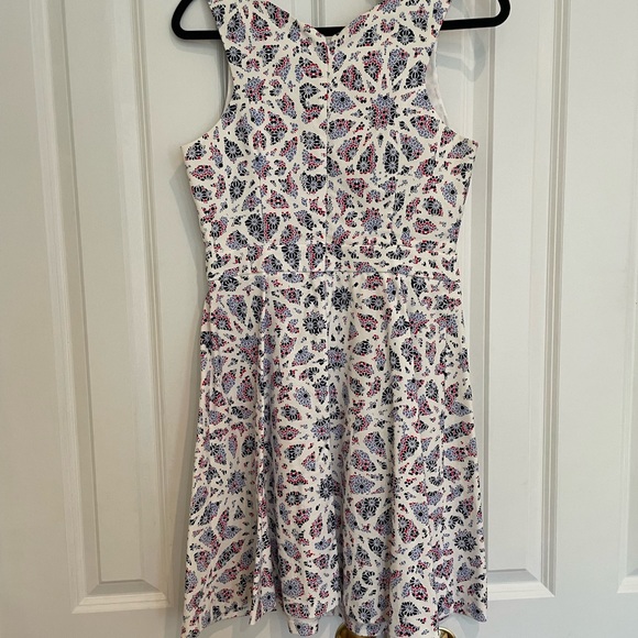 CeCe by Cynthia Steffe Eastyn Mosaic Dress - Picture 7 of 12